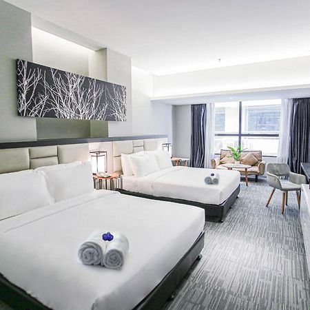Fives Hotel Dnp 新山 外观 照片